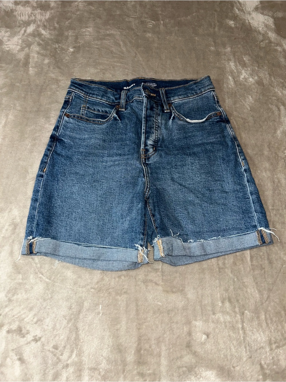 Old Navy Women's Blue Denim Roll-Cuff Shorts Extra Rise Sky-Hi Straight size 6